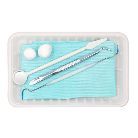 Plateau jetable avec kits d’examen à usage unique